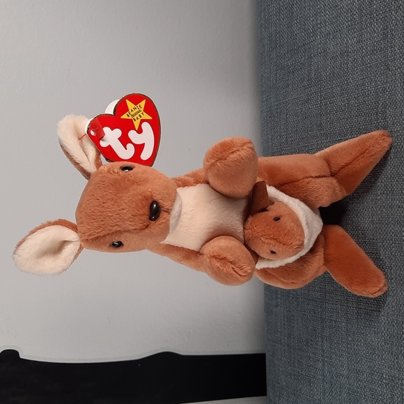 Pouch Kangaroo Joey Ty Beanie Baby November 6th 1996 NWT - Picture 1 of 9